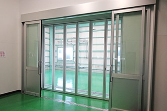 小分け充填作業場